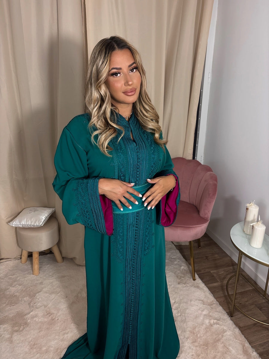Caftan HUDA vert émeraude – Raffinement et élégance