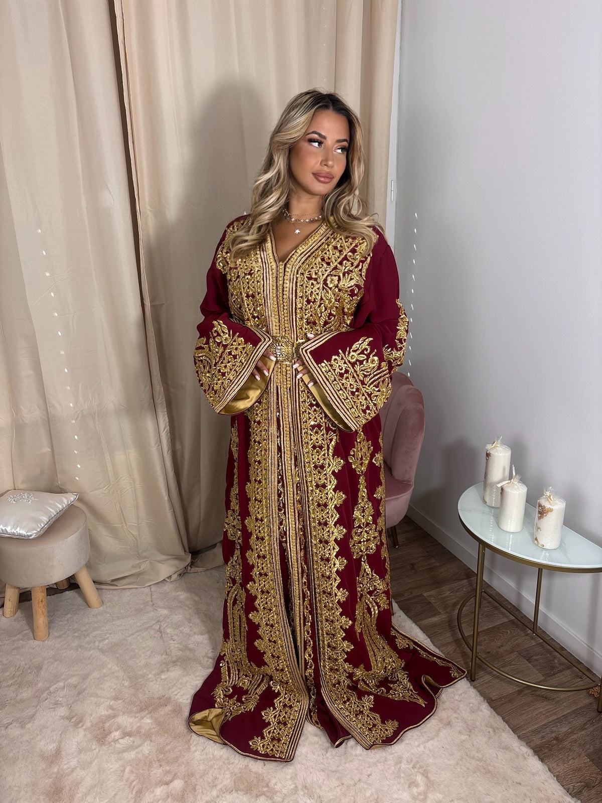 Caftan Royal bordeaux et or – Haute couture marocaine