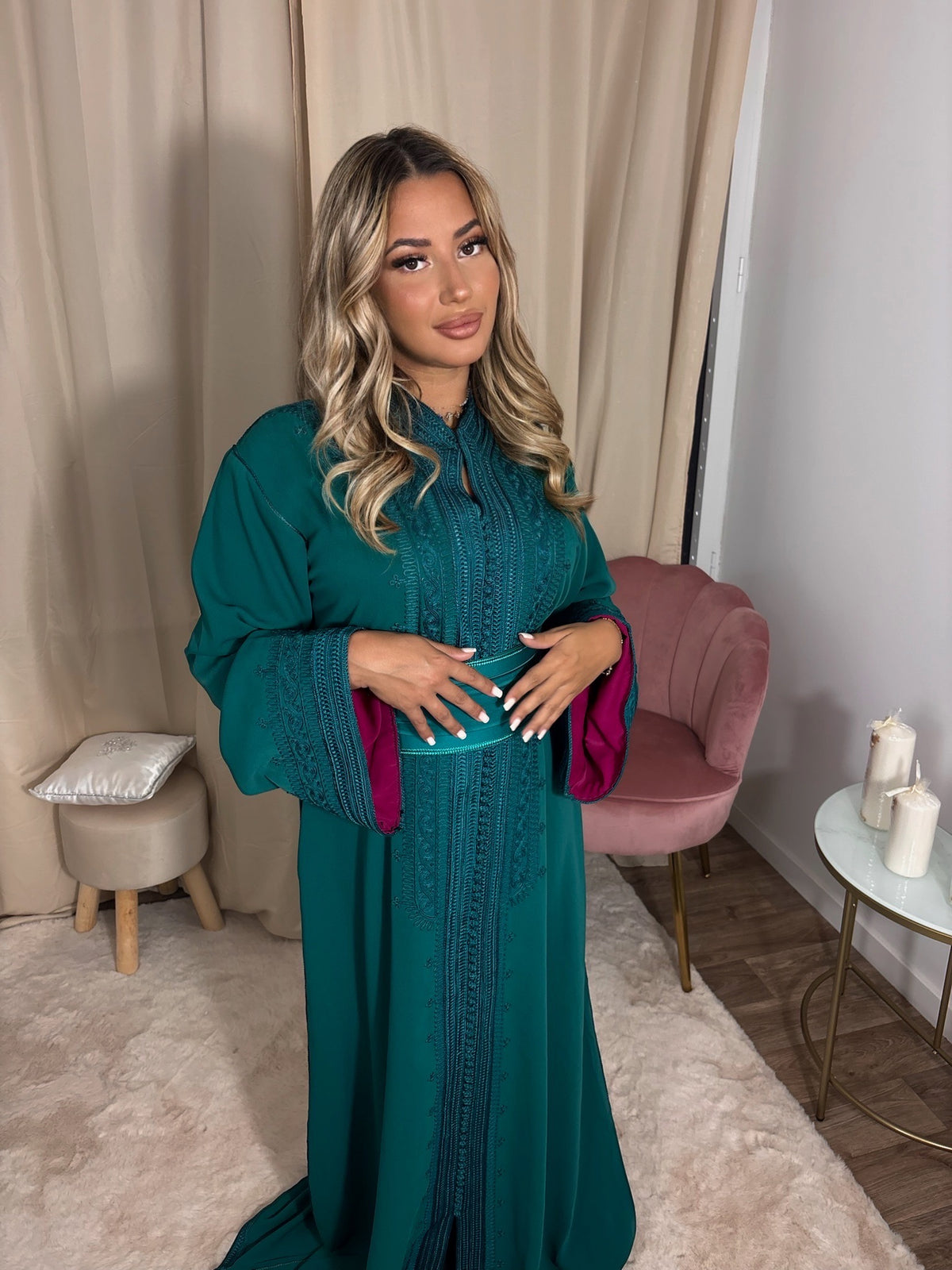 Caftan HUDA vert émeraude – Raffinement et élégance